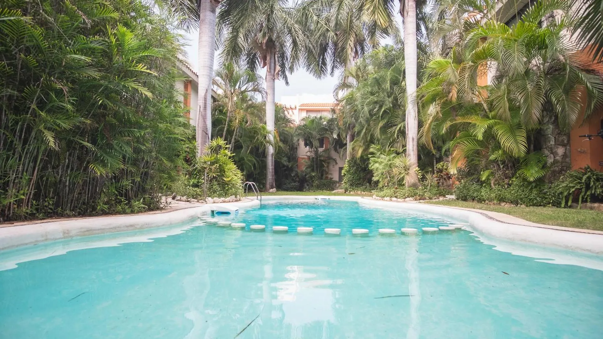 Casa Serena Cancún 0*,
